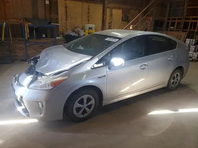2013 TOYOTA PRIUS TWO, фото 1, лот 10559662