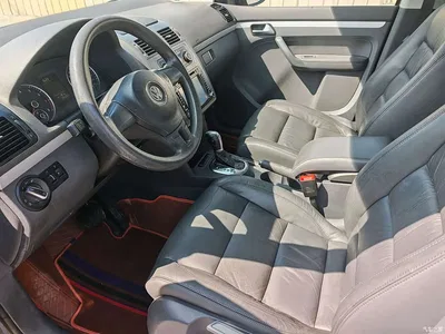 2013 Volkswagen Touran 1.4T DSG Comfort 5-seater, фото 4, лот 10475324