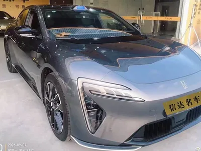 2025 Avatr 06 Ultra Pure Electric Edition, фото 2, лот 10391055