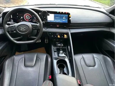 2022 Hyundai Elantra 240TGDi DCT LUX Premium Edition, фото 4, лот 10372543