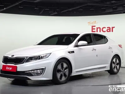 2013 Kia K5 Prestige, фото 1, лот 10514941