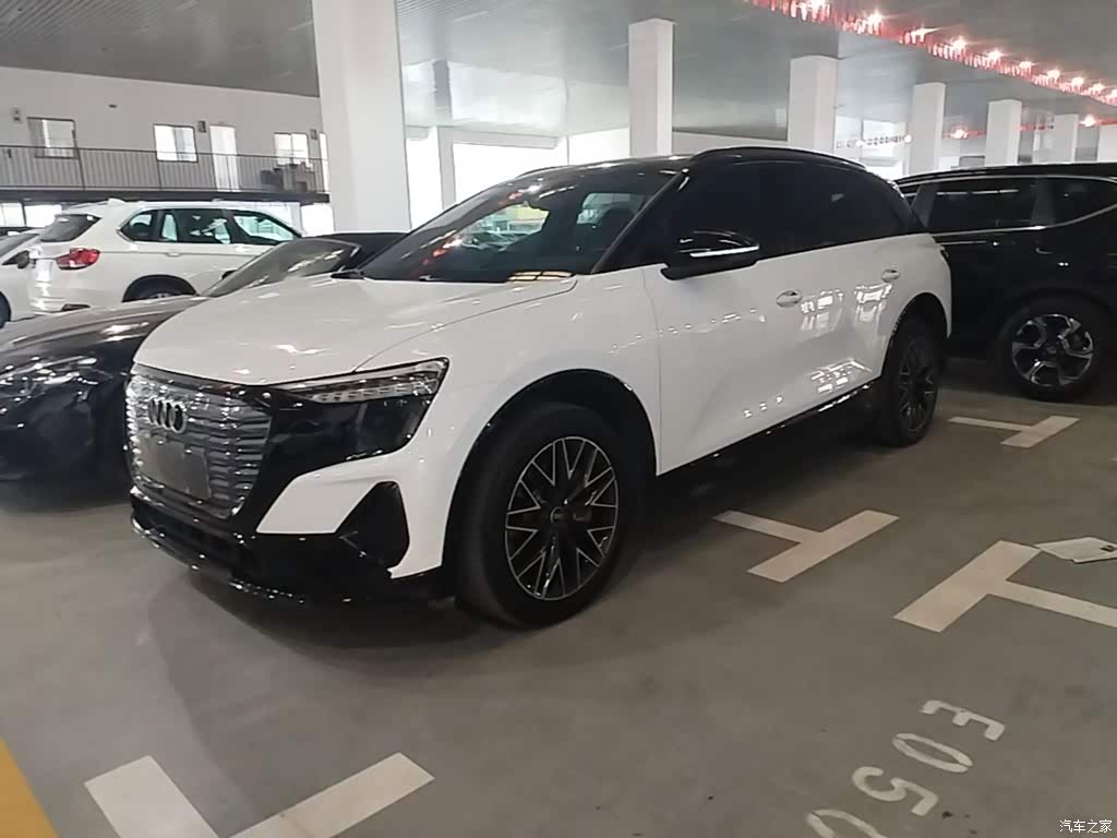 2022 Audi Q5 e-tron 40 e-tron Starlight Mech Suit, фото 2, лот 11081448