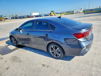 2024 KIA FORTE LXS, фото 2, лот 10776018