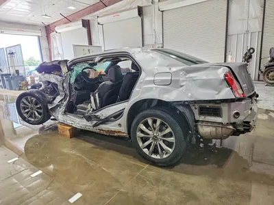 2014 CHRYSLER 300 S, фото 2, лот 10868600