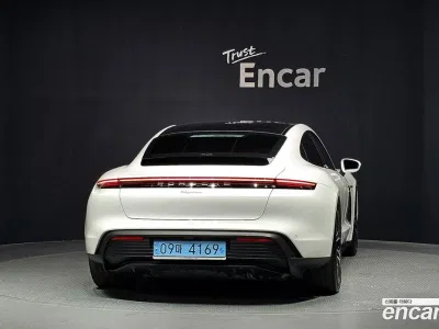 2023 Porsche Taycan Base, фото 4, лот 10210293