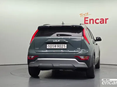 2022 Kia Niro Prestige, фото 4, лот 10889320