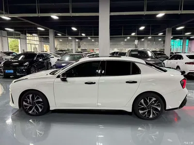2026 Lynk & Co 03 1.5TD Base Model, фото 4, лот 10316139