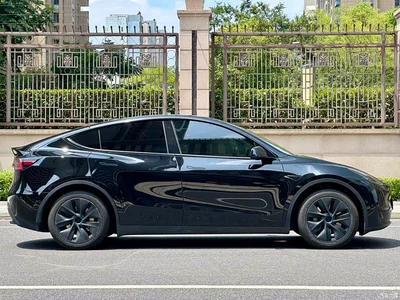 2024 Tesla Model Y Rear-Wheel Drive Version, фото 3, лот 10374820