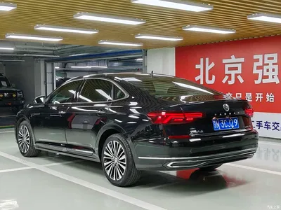2019 Volkswagen Passat 330TSI Luxury Edition China VI, фото 4, лот 10439643