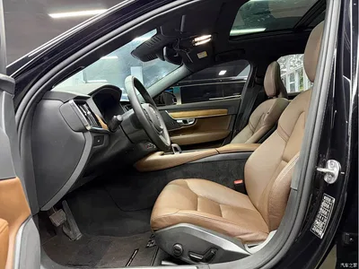 2023 Volvo S90 B5 Intelligent Comfort Luxury Edition, фото 4, лот 10364090