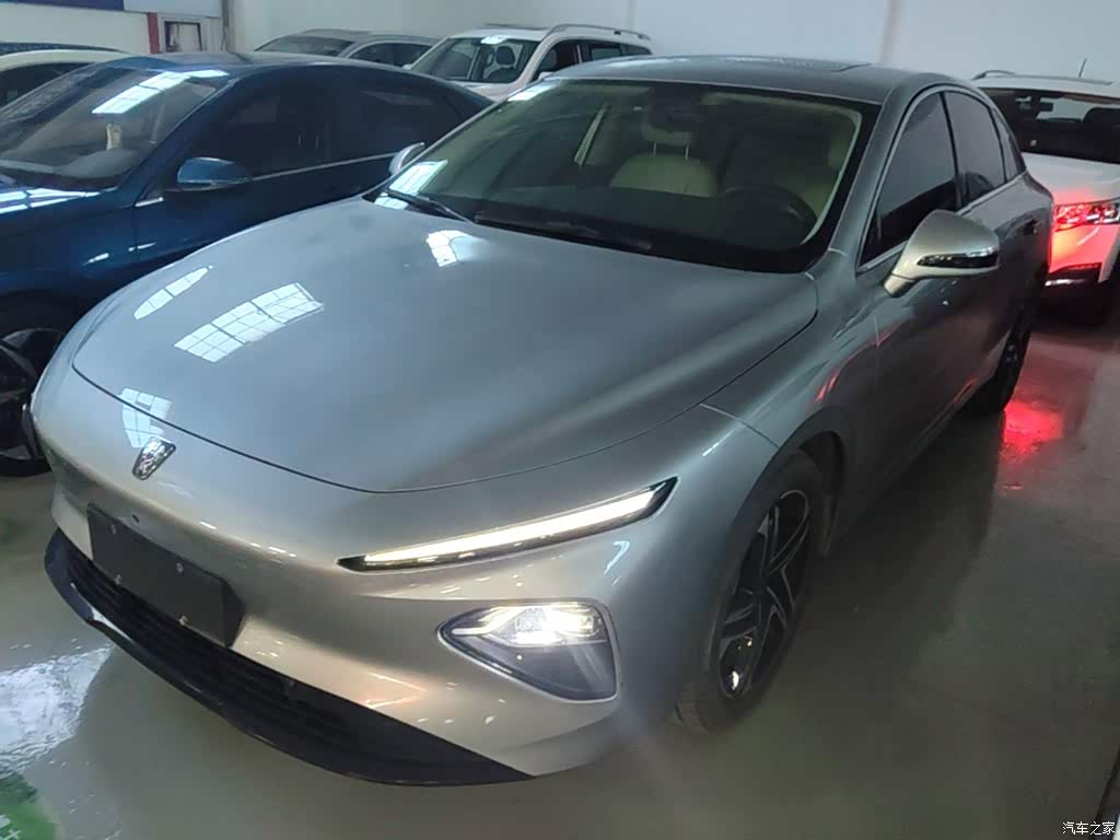 2023 Roewe D7 Model EV 510km RWD Excellence, фото 1, лот 10340831