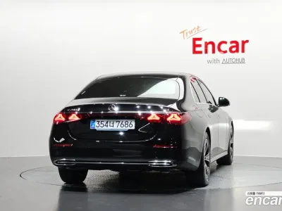 2025 Mercedes-Benz E-Class E200 Avantgarde, фото 2, лот 10077578