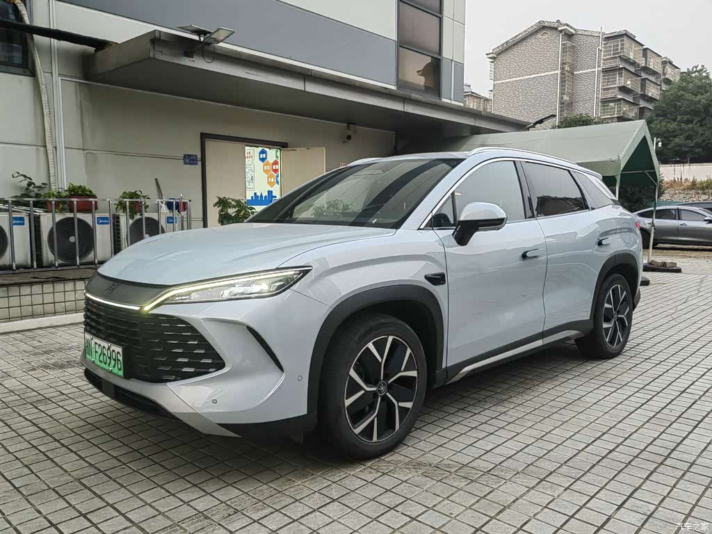 2025 BYD Song L DM-i Smart Drive 160km Premium, фото 1, лот 11106731