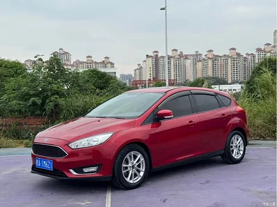 2015 Ford Focus Hatchback 1.6L Automatic Trend, фото 1, лот 10298222