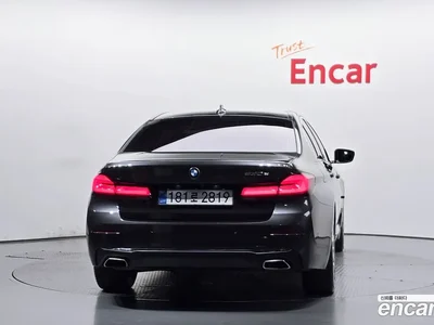 2021 BMW 5-Series 530e Luxury, фото 2, лот 10063446
