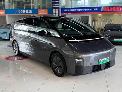 2024 Li Auto MEGA Ultra, фото 3, лот 10446762