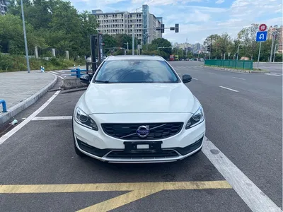 2017 Volvo V60 Cross Country T5 AWD China V, фото 2, лот 10368903