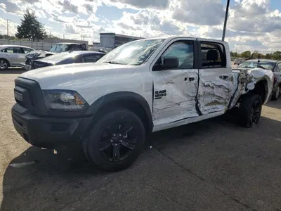 2024 RAM 1500 CLASSIC SLT, фото 1, лот 10901399