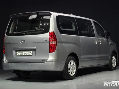 2011 Hyundai Starex Camping Car, фото 2, лот 11070229
