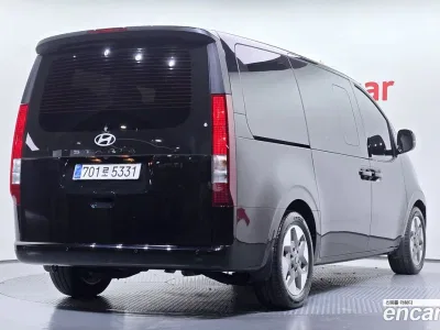 2025 Hyundai Staria Tourer 11-Seater, фото 2, лот 10928142