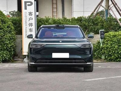 2025 AITO Wenjie AITO M8 Model Extended Range Max+ Edition 53.4kWh 6-Seater, фото 2, лот 11210422