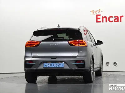2022 Kia Niro Prestige, фото 4, лот 10518378