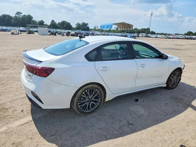 2023 KIA FORTE GT LINE, фото 3, лот 10779321