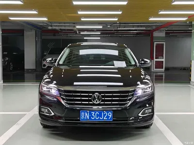 2019 Volkswagen Passat 330TSI Luxury Edition China VI, фото 2, лот 10439643
