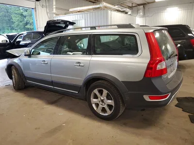 2010 VOLVO XC70 3.2, фото 2, лот 10877321