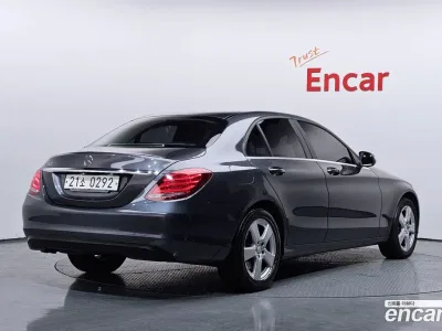 2016 Mercedes-Benz C-Class C200, фото 2, лот 10163485