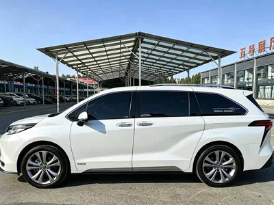 2023 Toyota Sienna 2.5L Hybrid Platinum Edition, фото 3, лот 10479797