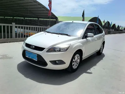 2013 Ford Focus Hatchback Classic 1.8L Automatic Base, фото 1, лот 10279704