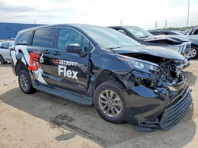 2025 TOYOTA SIENNA LE, фото 4, лот 10546904