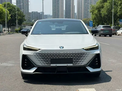 2024 Changan UNI-V 1.5T High Performance Edition, фото 2, лот 10478877