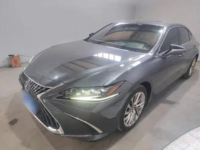 2021 Lexus ES 300h Executive Edition, фото 2, лот 10598170