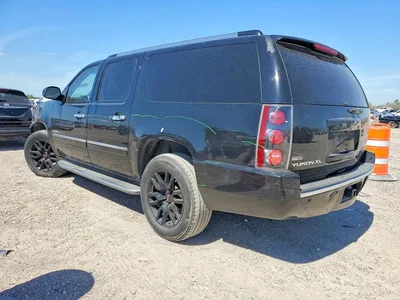 2011 GMC YUKON XL DENALI, фото 2, лот 10898287