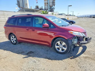 2016 TOYOTA SIENNA LE, фото 4, лот 11578316