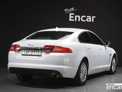 2013 Jaguar XF 2.2D Luxury, фото 2, лот 10224176