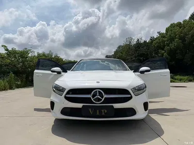 2020 Mercedes-Benz A-Class A 180 L, фото 2, лот 10281871