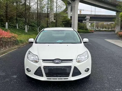 2012 Ford Focus Sedan 1.6L Manual Comfort, фото 2, лот 10296138
