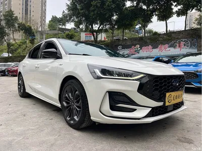 2022 Ford Focus Sedan EcoBoost 180 Automatic ST Line, фото 3, лот 10294694