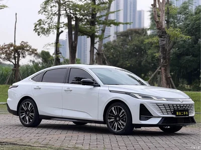 2025 Changan Eado Model Year Facelift 1.5T 500Bar Premium Edition, фото 3, лот 10403090