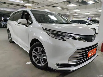 2024 Toyota Sienna 2.5L Hybrid Comfort Edition, фото 2, лот 10899891