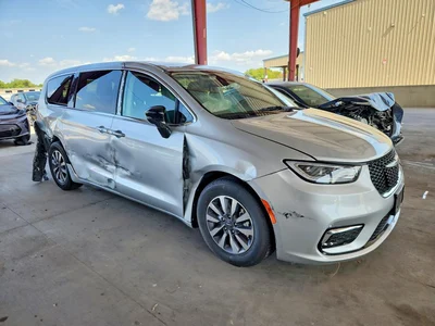 2024 CHRYSLER PACIFICA HYBRID SELECT, фото 4, лот 10594751