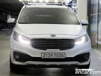 2017 Kia Canival 9-seater Luxury, фото 2, лот 10514892