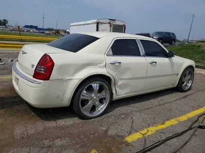 2005 CHRYSLER 300C, фото 3, лот 10865510