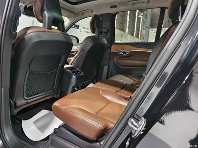 2020 Volvo XC90 T5 Momentum Luxury (7-seater), фото 4, лот 10365463