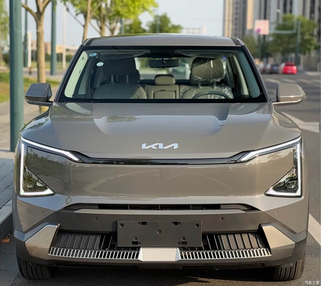2025 Kia EV5 530 Air, фото 3, лот 10331922