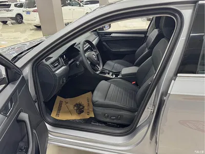 2025 Škoda Superb Model TSI280 DSG Premium Edition, фото 4, лот 10348859