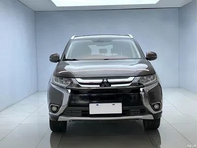 2018 Mitsubishi Outlander 2.4L 4WD Elite Edition 5-seater, фото 2, лот 10442668